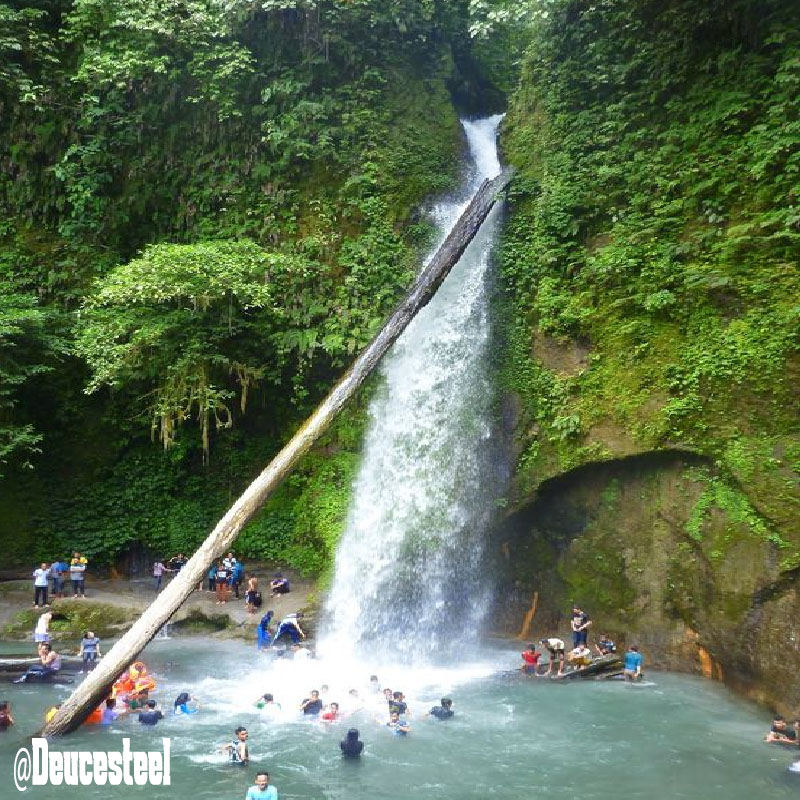 Read more about the article Menjelajahi Keindahan Air Terjun di Sumatera Utara